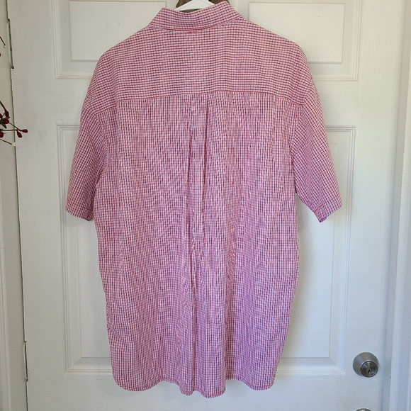 Izod Men's Classic Short Sleeve Button Down Shirt, Size: Large Color:  Red - Picture 8 of 11